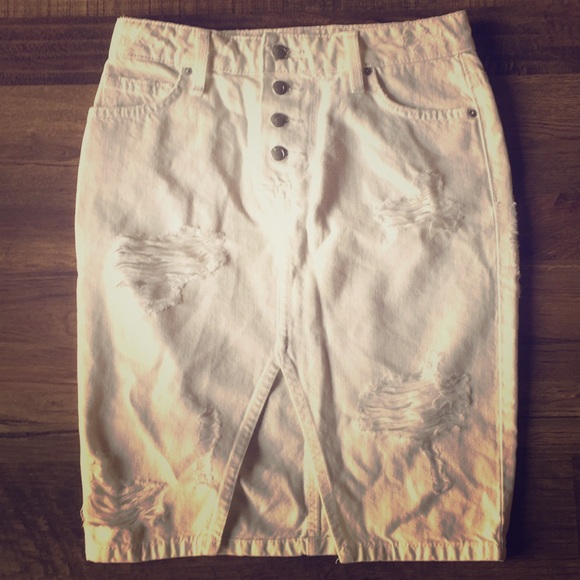 NWT Joes Jeans White Distressed Denim Jean Skirt - Picture 2 of 4